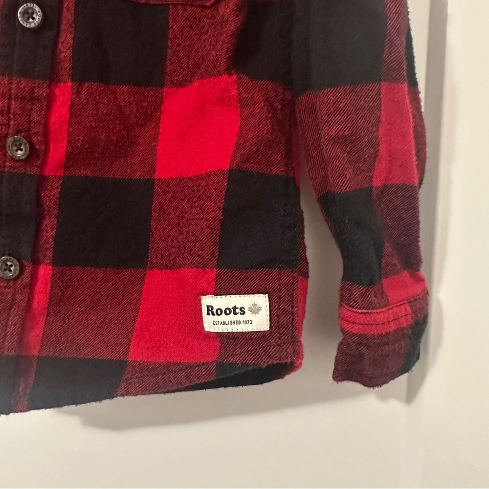 Roots Buffalo Plaid Red and Black Button Down Shirt Size 2T Toddler - Picture 5 of 10